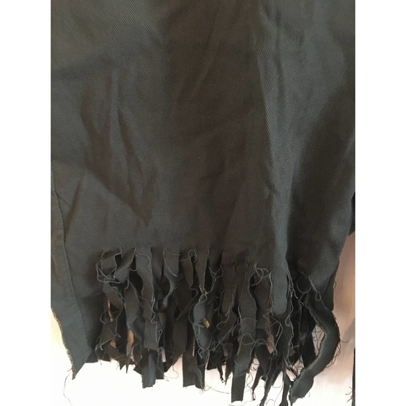 NWOT Thrillz Jeans Women's Plus Fringe Shorts - Picture 6 of 6